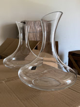 Load image into Gallery viewer, Wine Decanter - Pour of Fortune 1500ml
